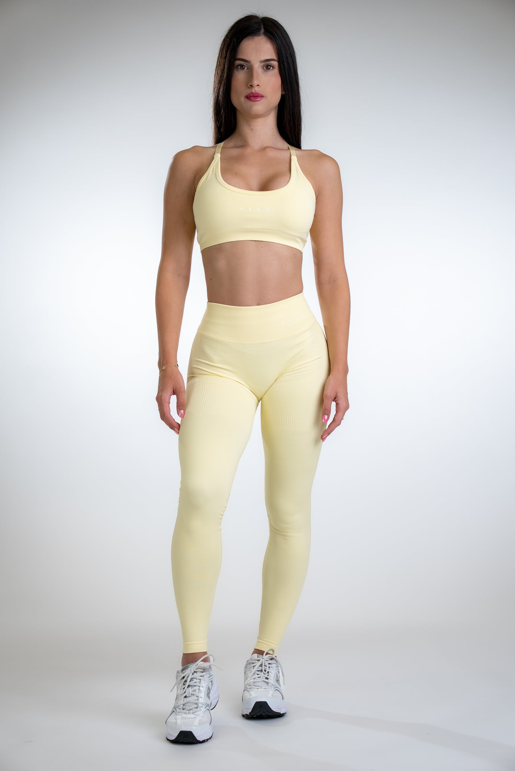 DEFINE V-BACK SCRUNCH LEGGINGS