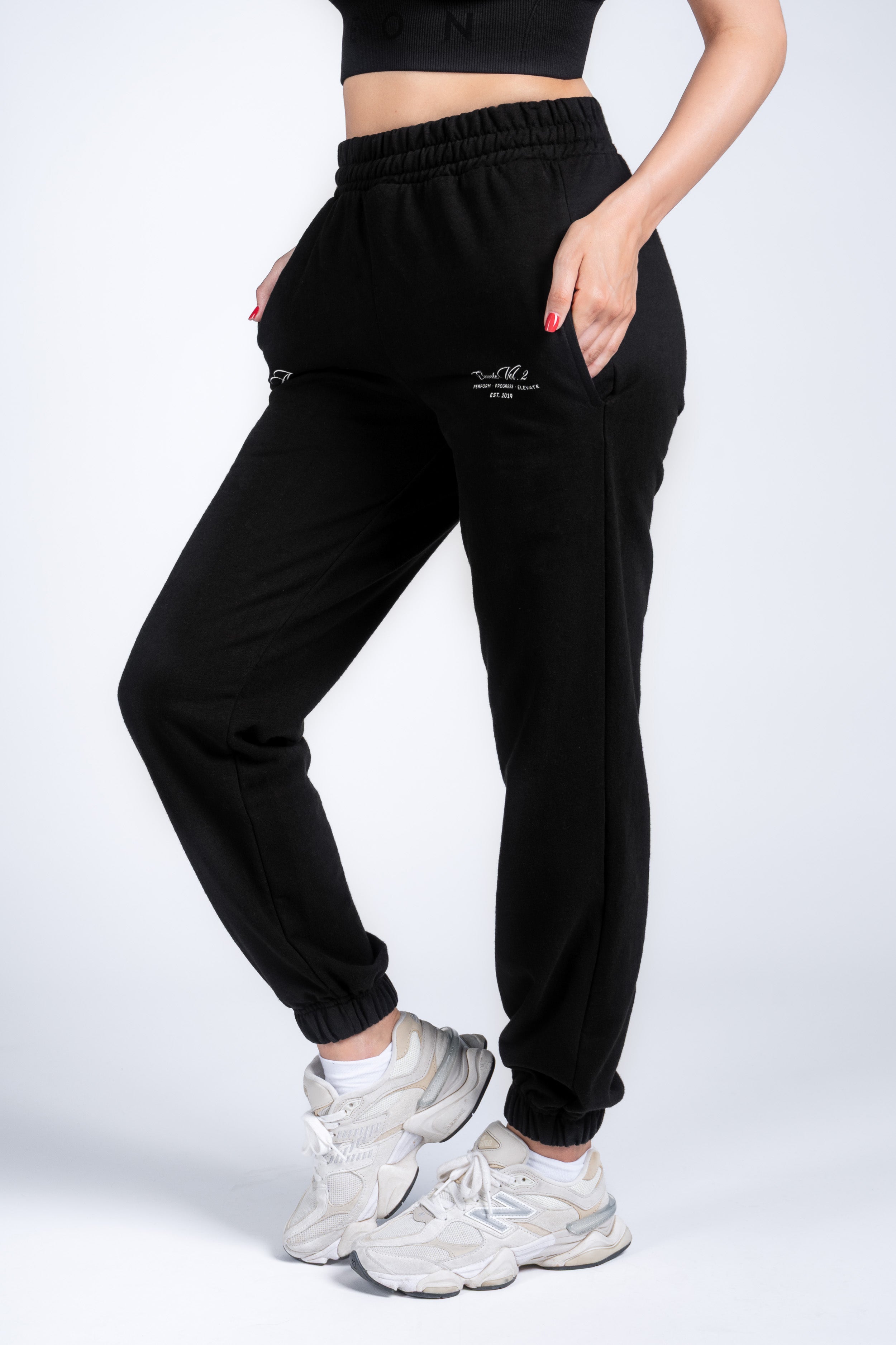 ELEVATE JOGGERS