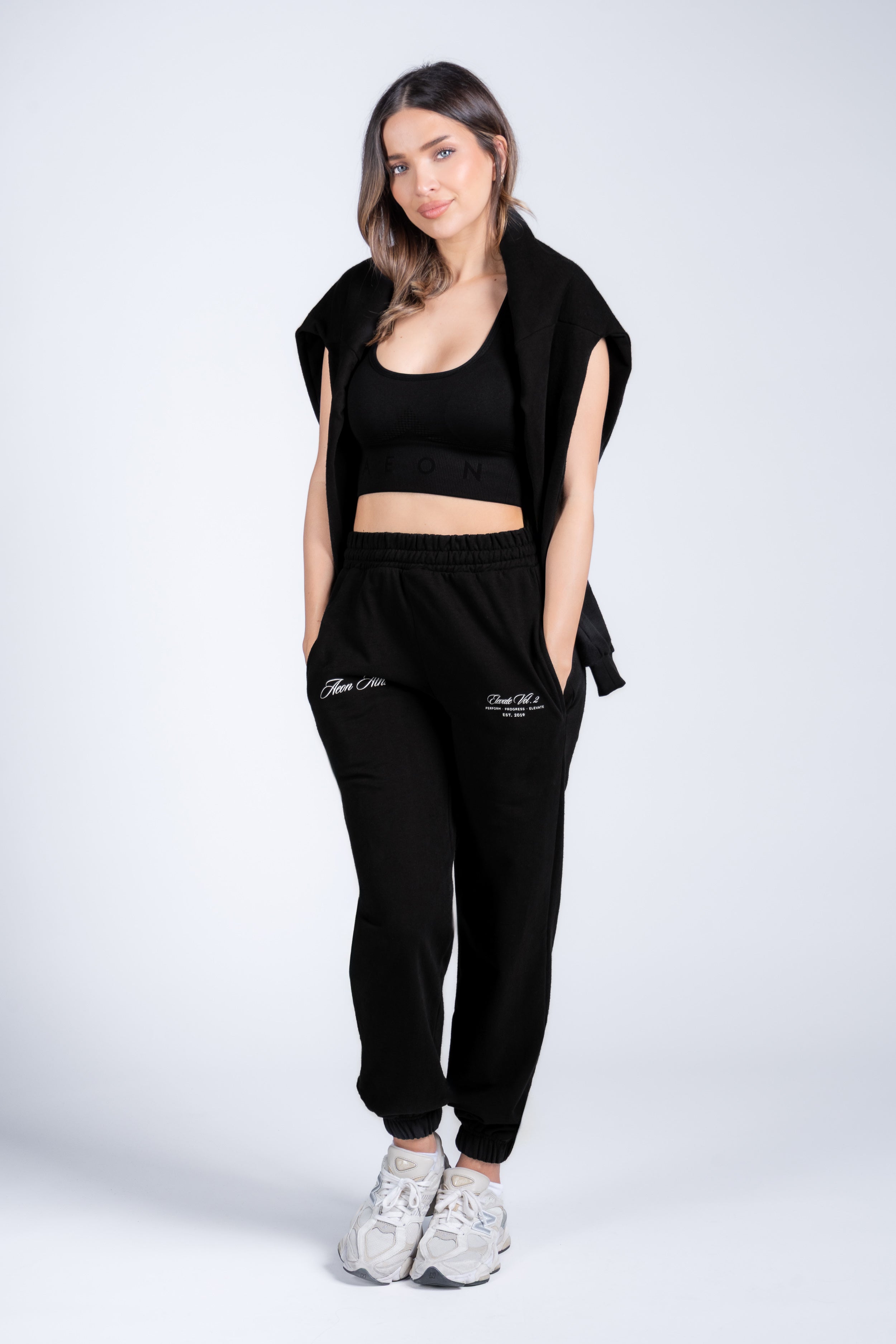 ELEVATE JOGGERS