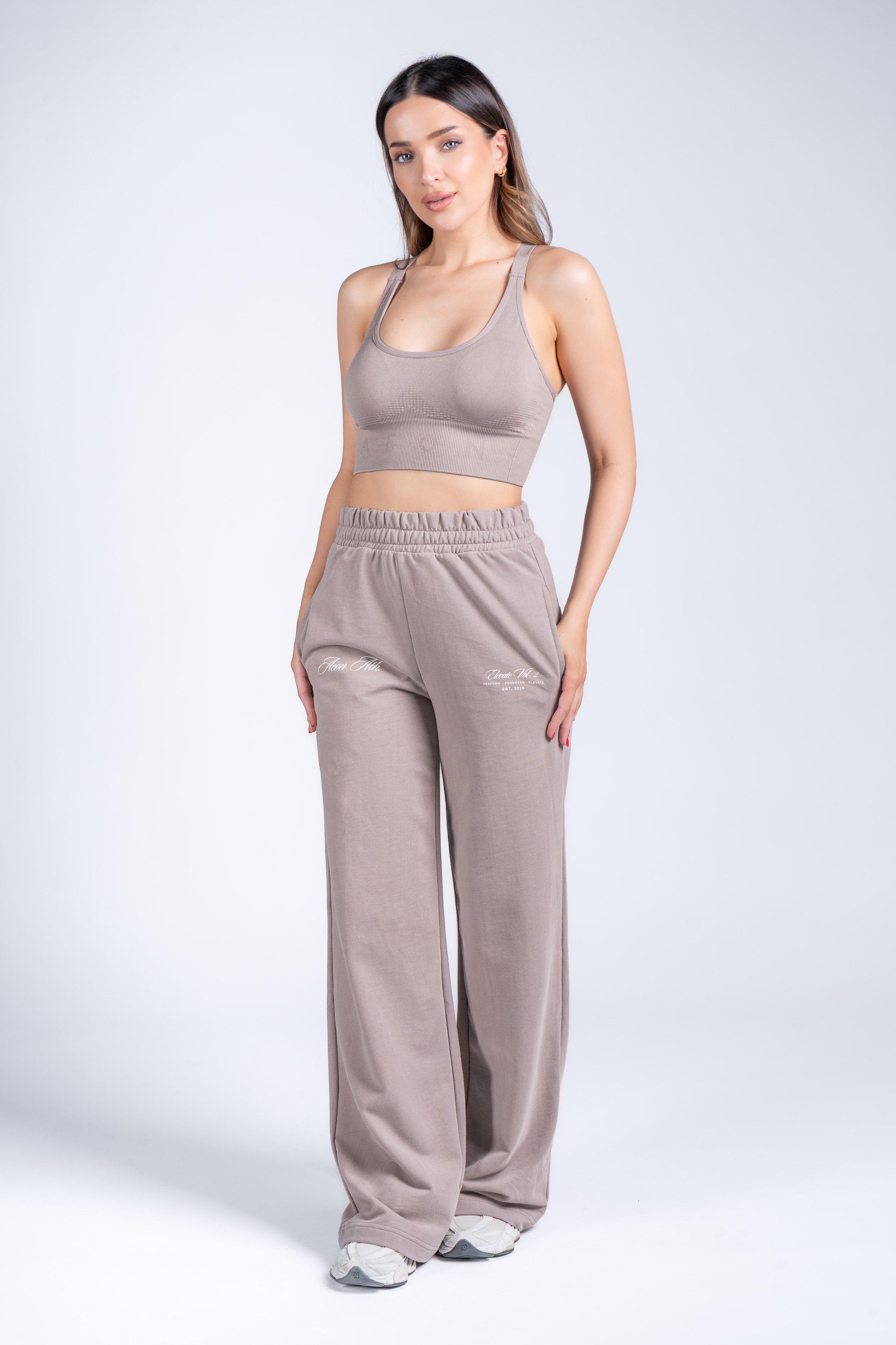 ELEVATE WIDE LEG JOGGERS