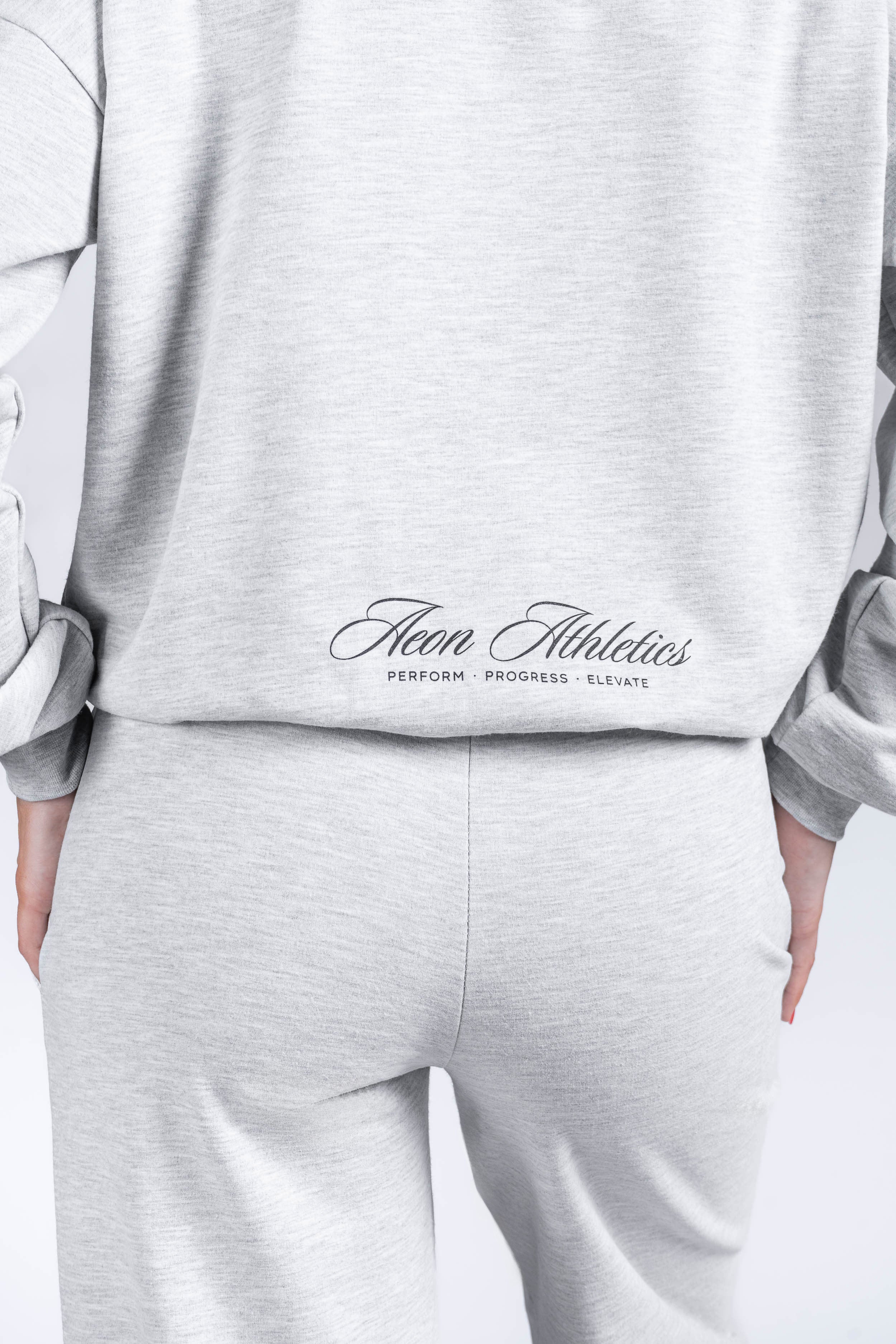 ELEVATE ZIP HOODIE