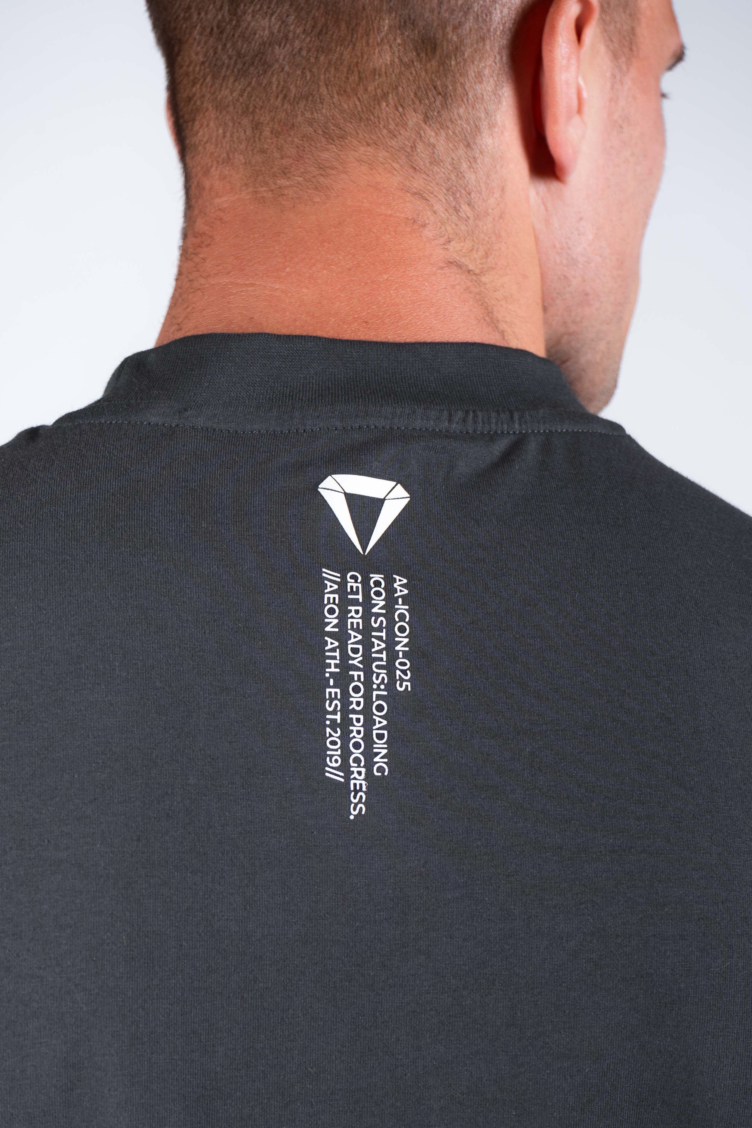 ICON 24/7 SLEEVELESS TEE
