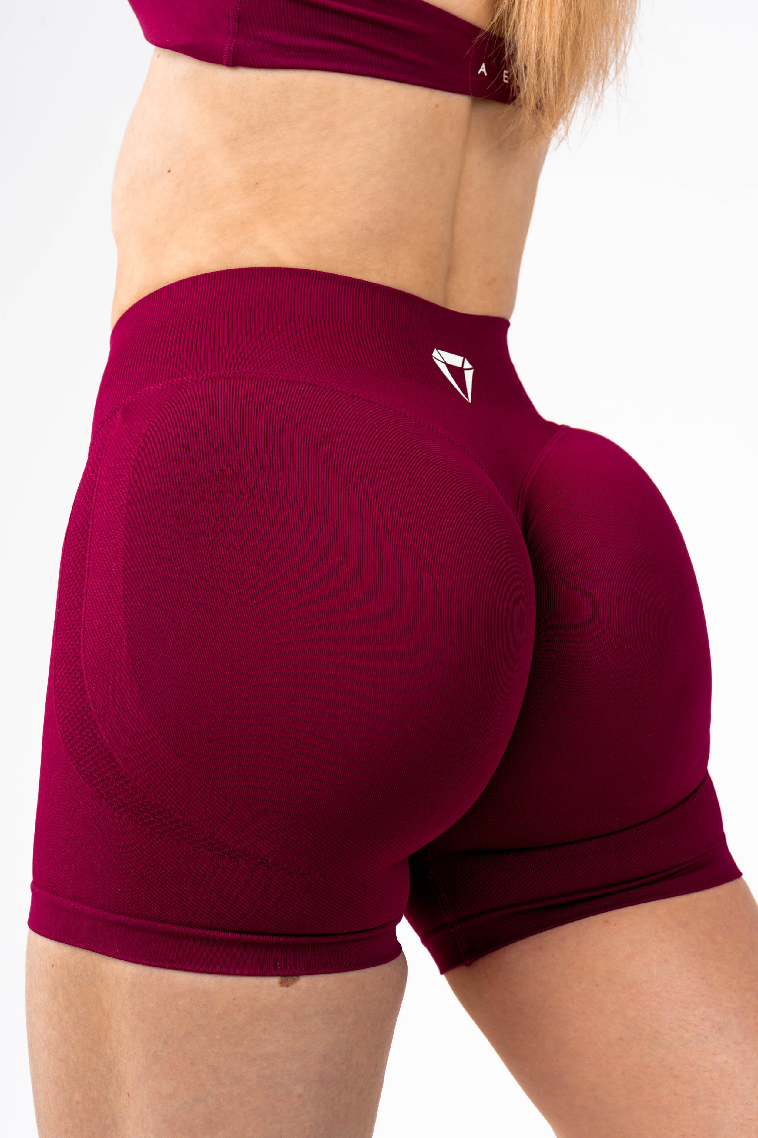 MOTION SEAMLESS SHORTS V2