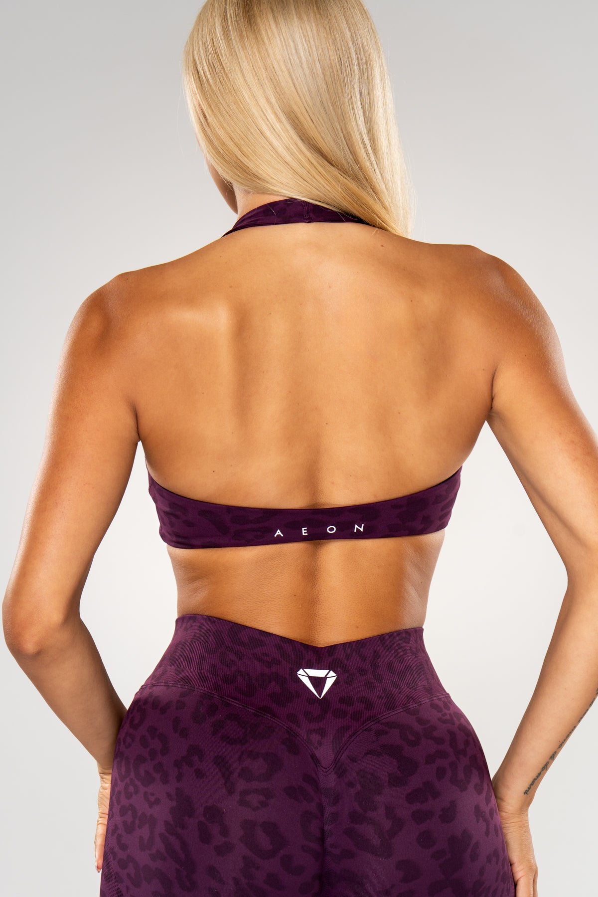 MOTION LEO HALTER NECK BRA V2