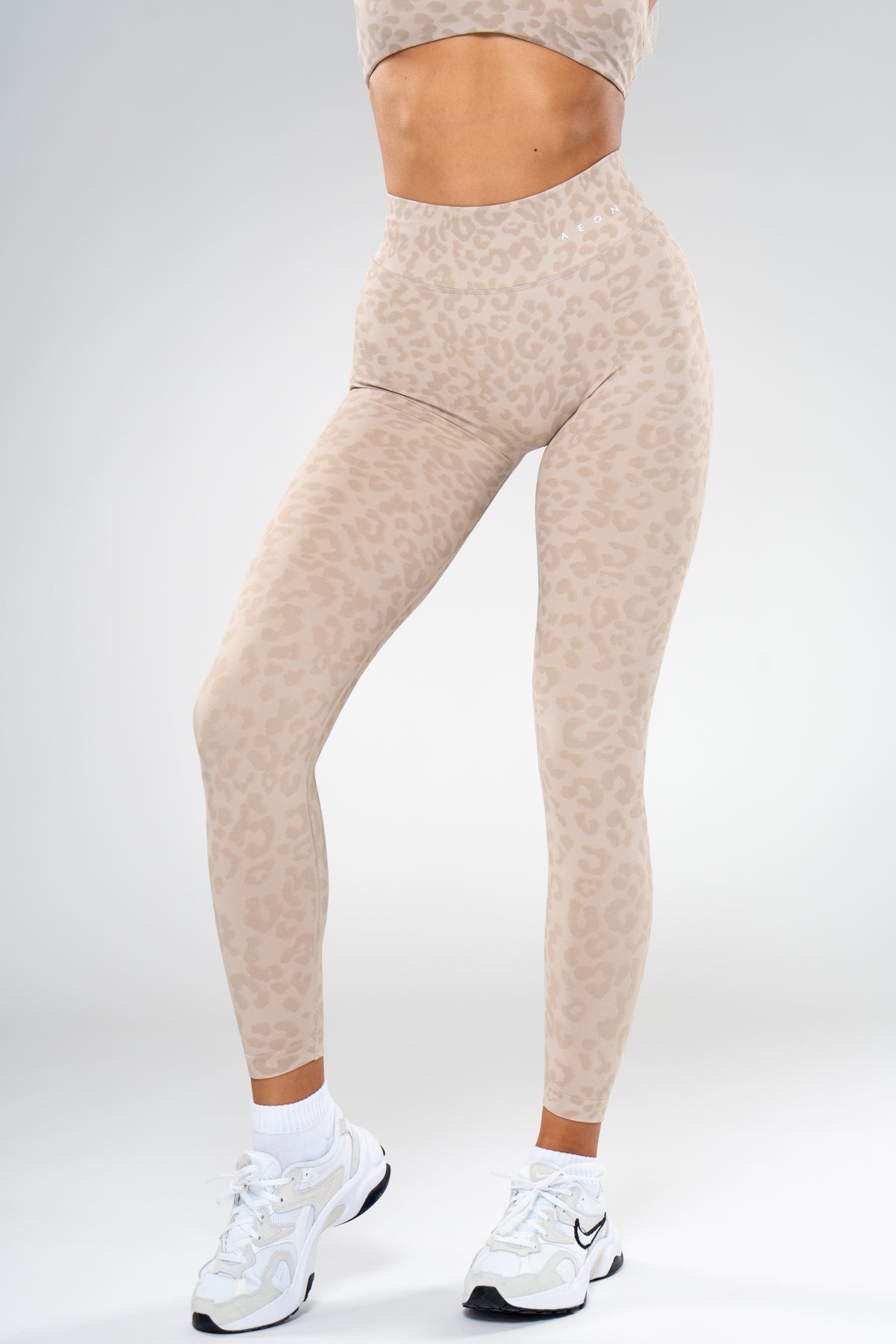 MOTION LEO MID WAIST SCRUNCH LEGGINGS V2