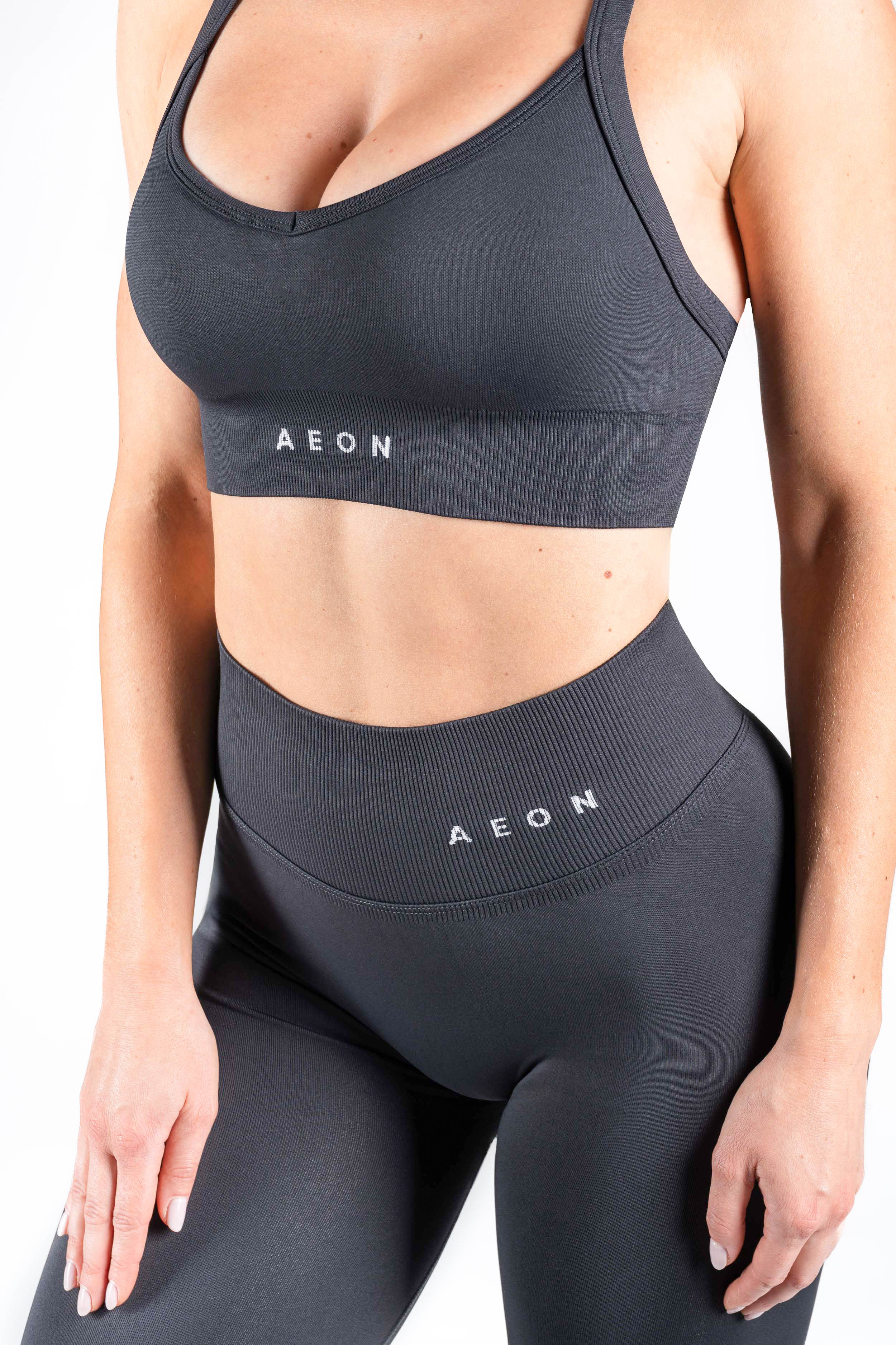 SIGNATURE SEAMLESS BRA