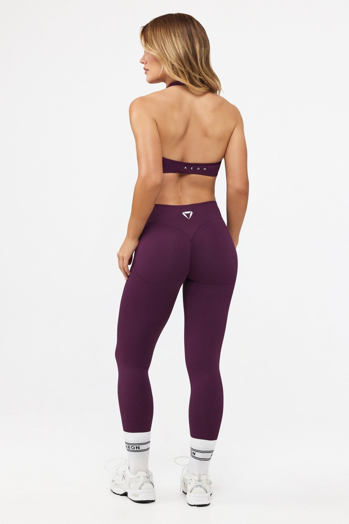 MOTION HALTER NECK BRA V2 - Aeon Athletics