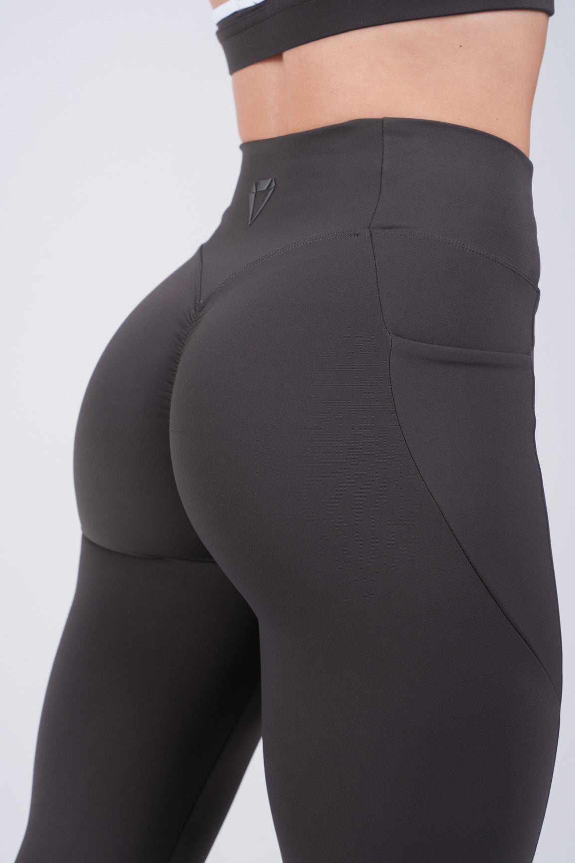 SECOND SKIN POCKET LEGGINGS - Aeon Athletics
