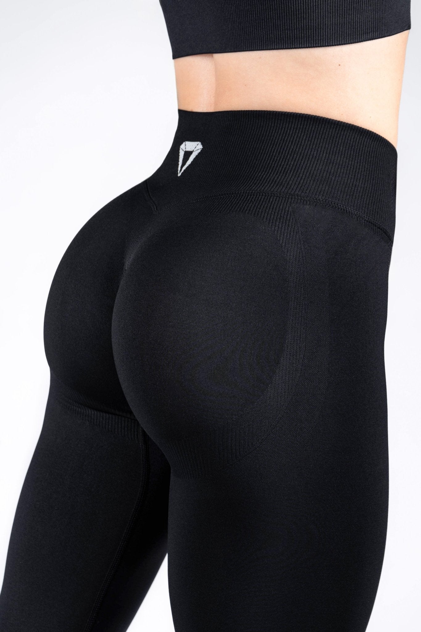 SIGNATURE SEAMLESS LEGGINGS BUNDLE - BLACK (3 - PIECES) - Aeon Athletics