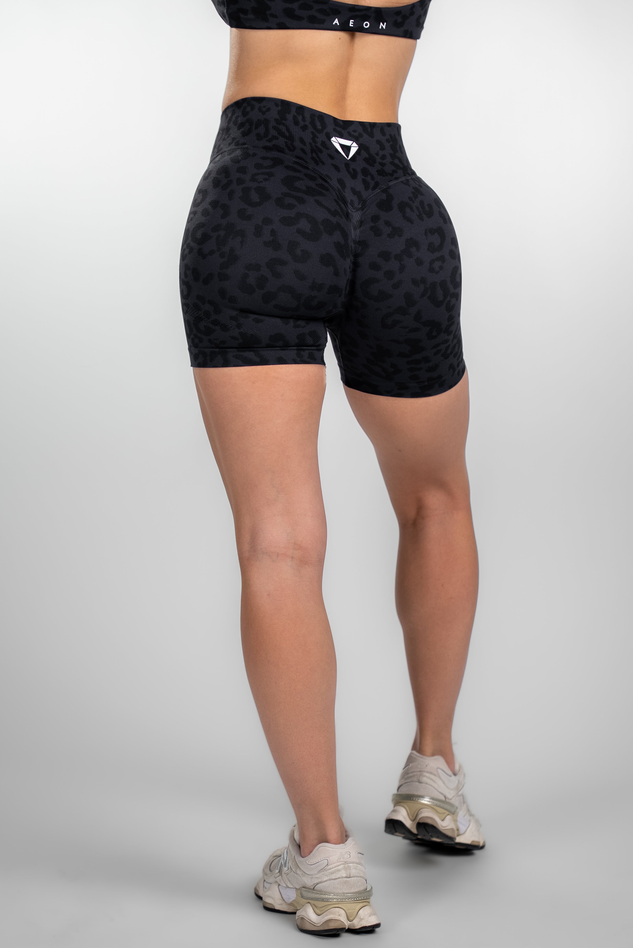 MOTION BUNDLE V2 - MIDNIGHT BLACK LEO (3-PIECES)