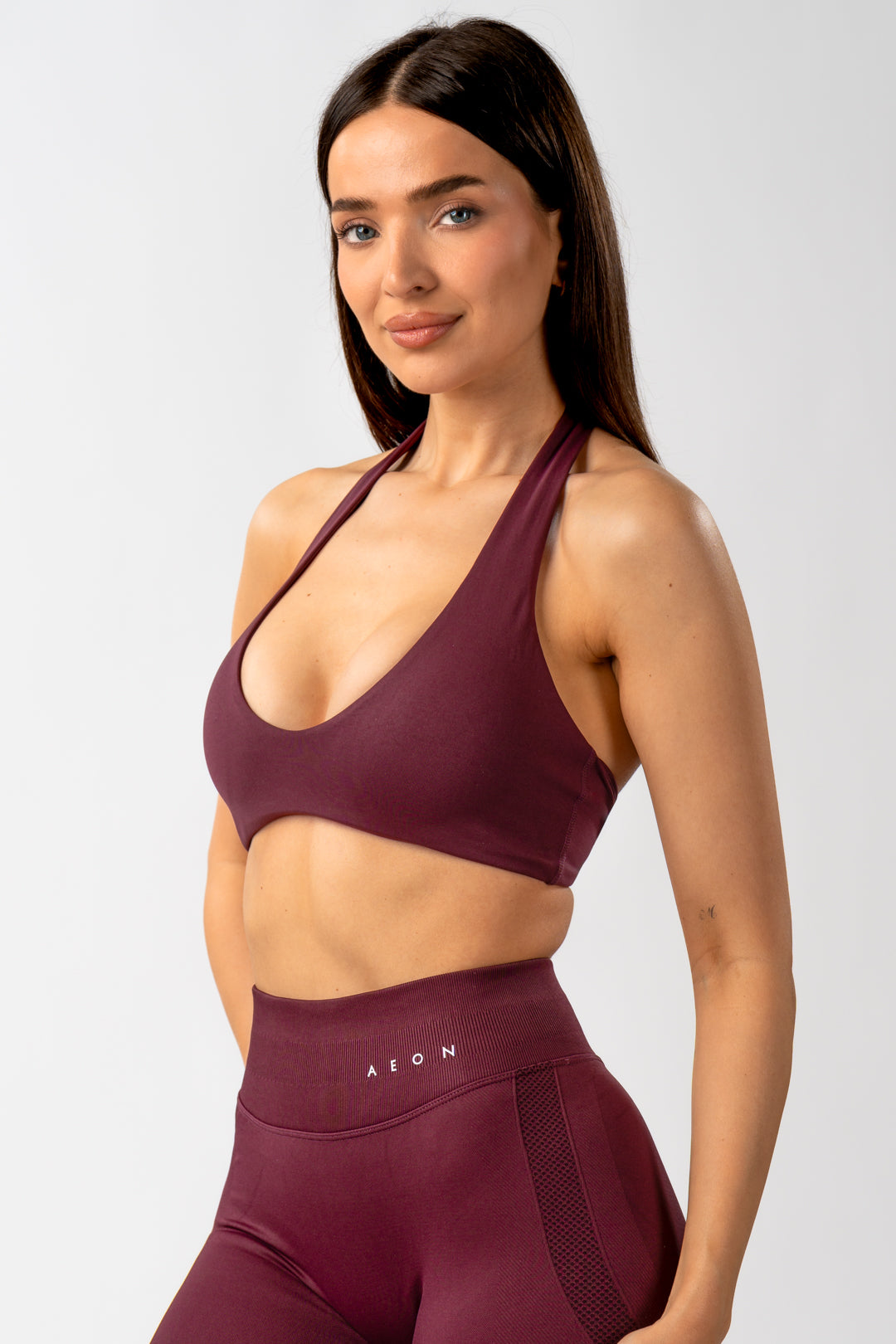 MOTION SEAMLESS HALTER NECK BRA V2
