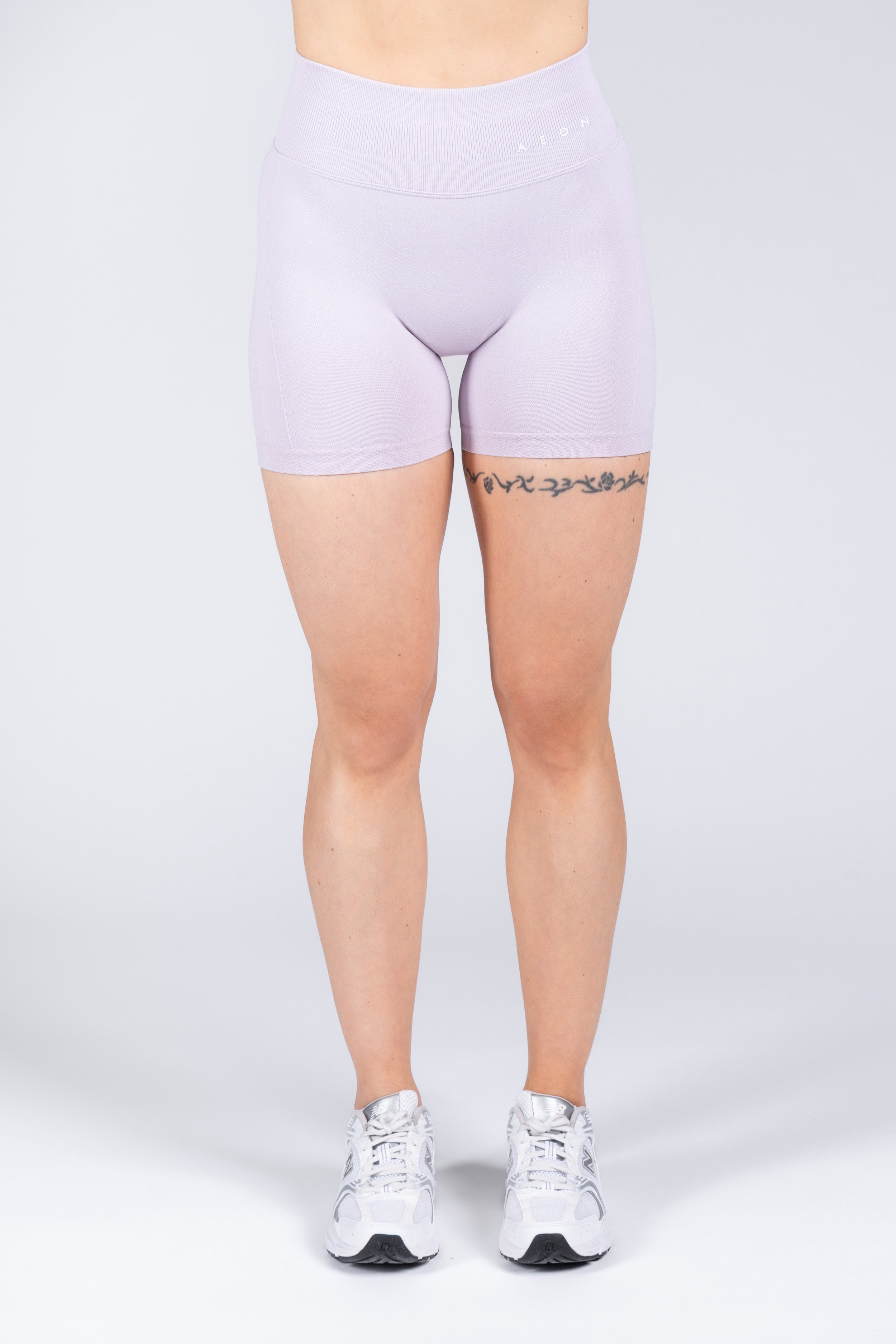 MOTION SEAMLESS SHORTS