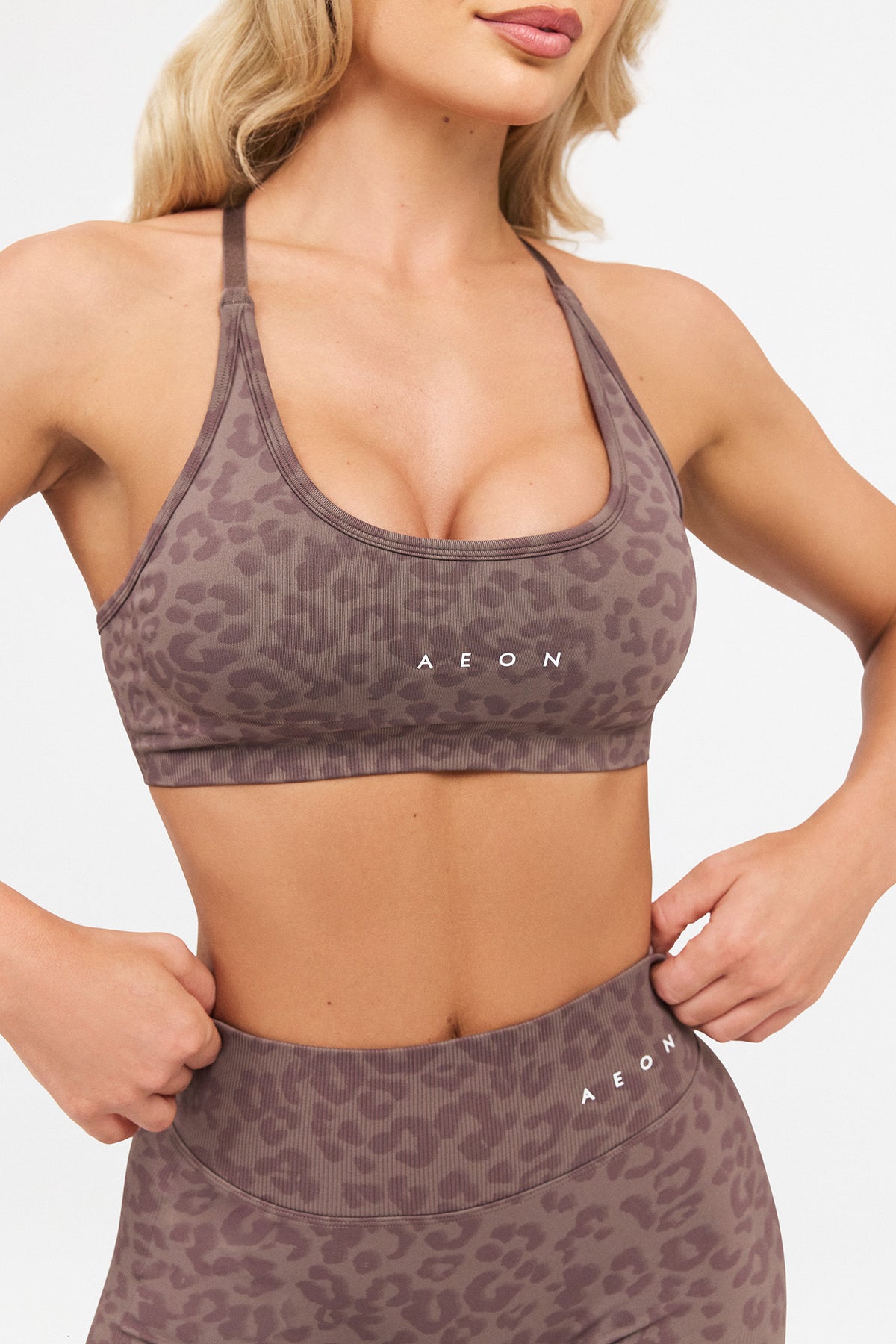 DEFINE LEO BRA