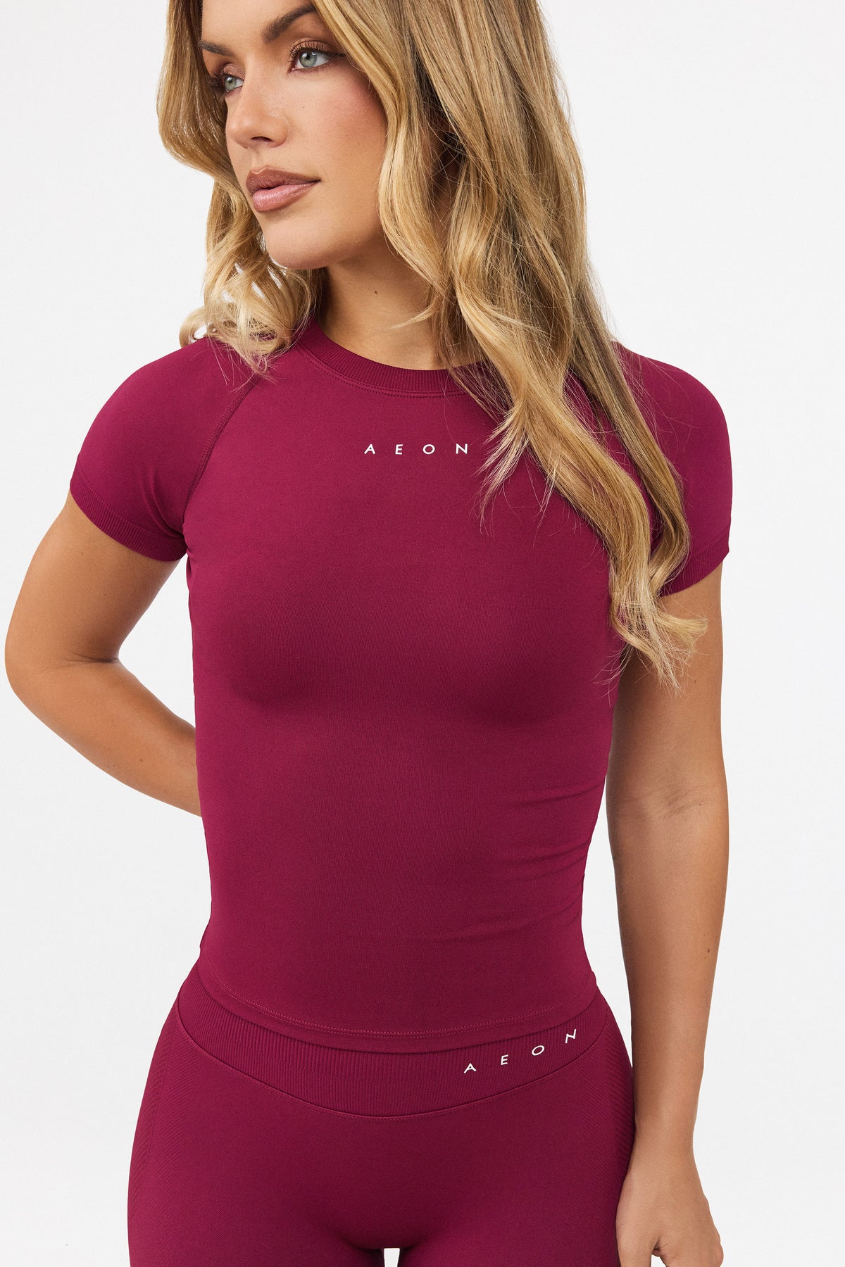MOTION SCULPT TEE V2
