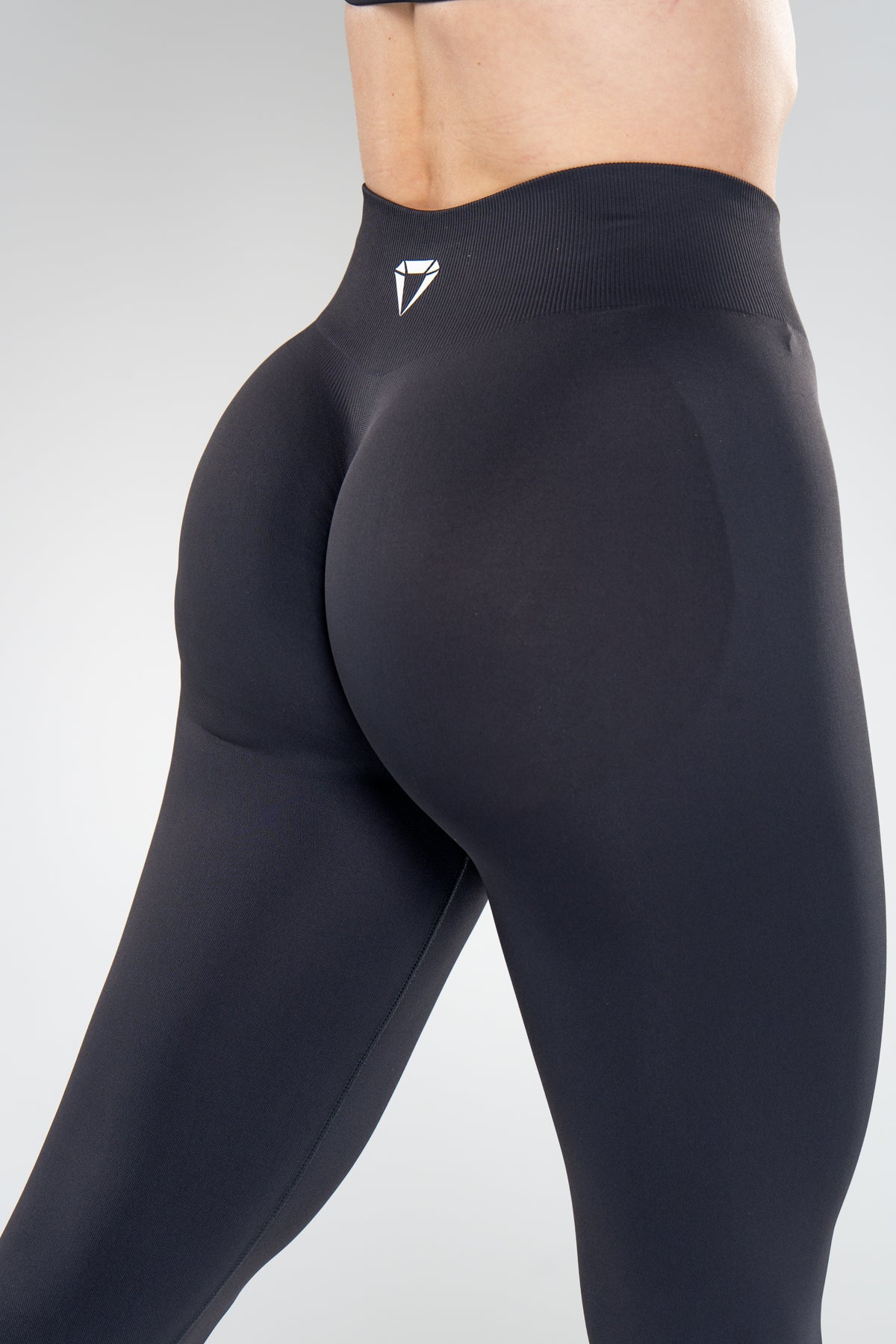 MOTION BASE HIGH WAIST SCRUNCH LEGGINGS
