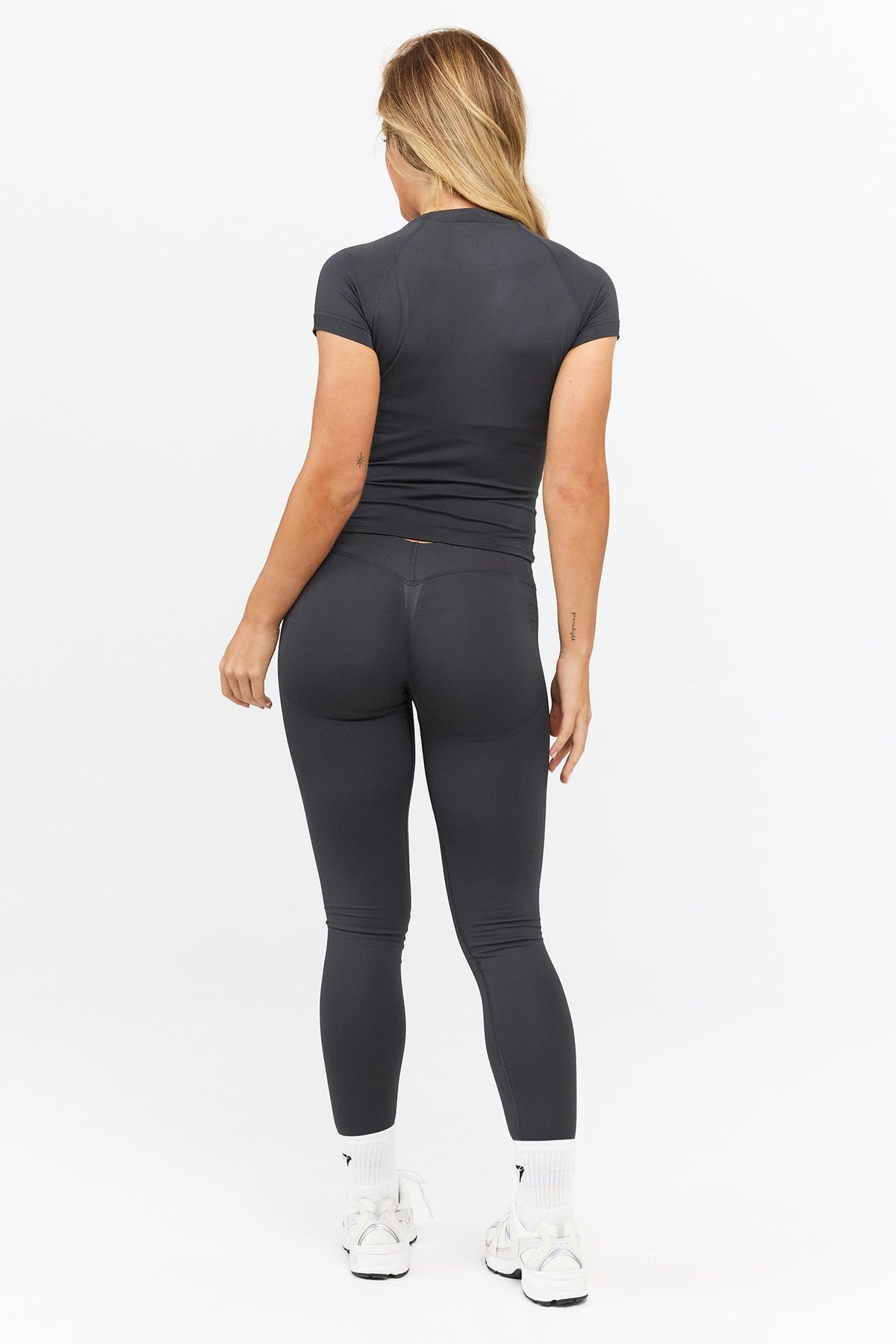 DEFINE TEE - Aeon Athletics