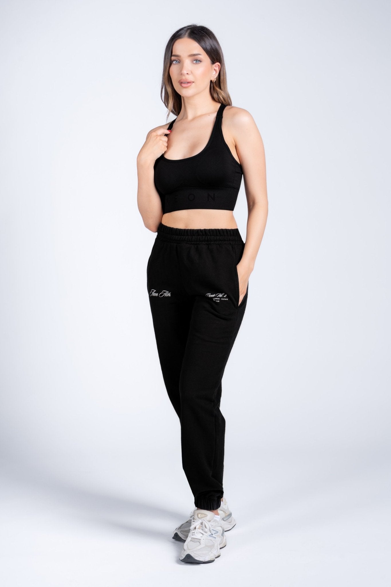 ELEVATE JOGGERS - Aeon Athletics