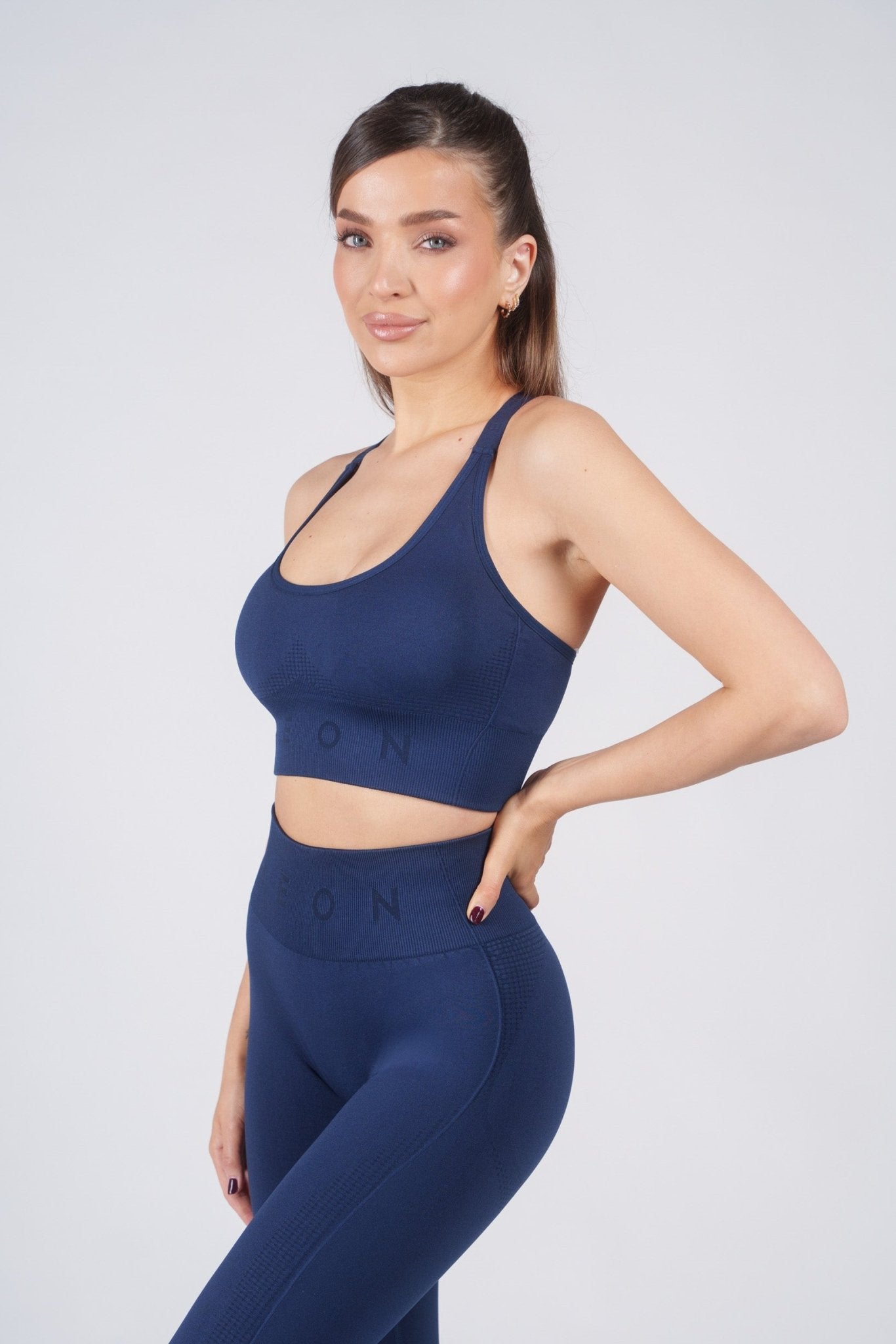 ELEVATE SEAMLESS BRA - Aeon Athletics