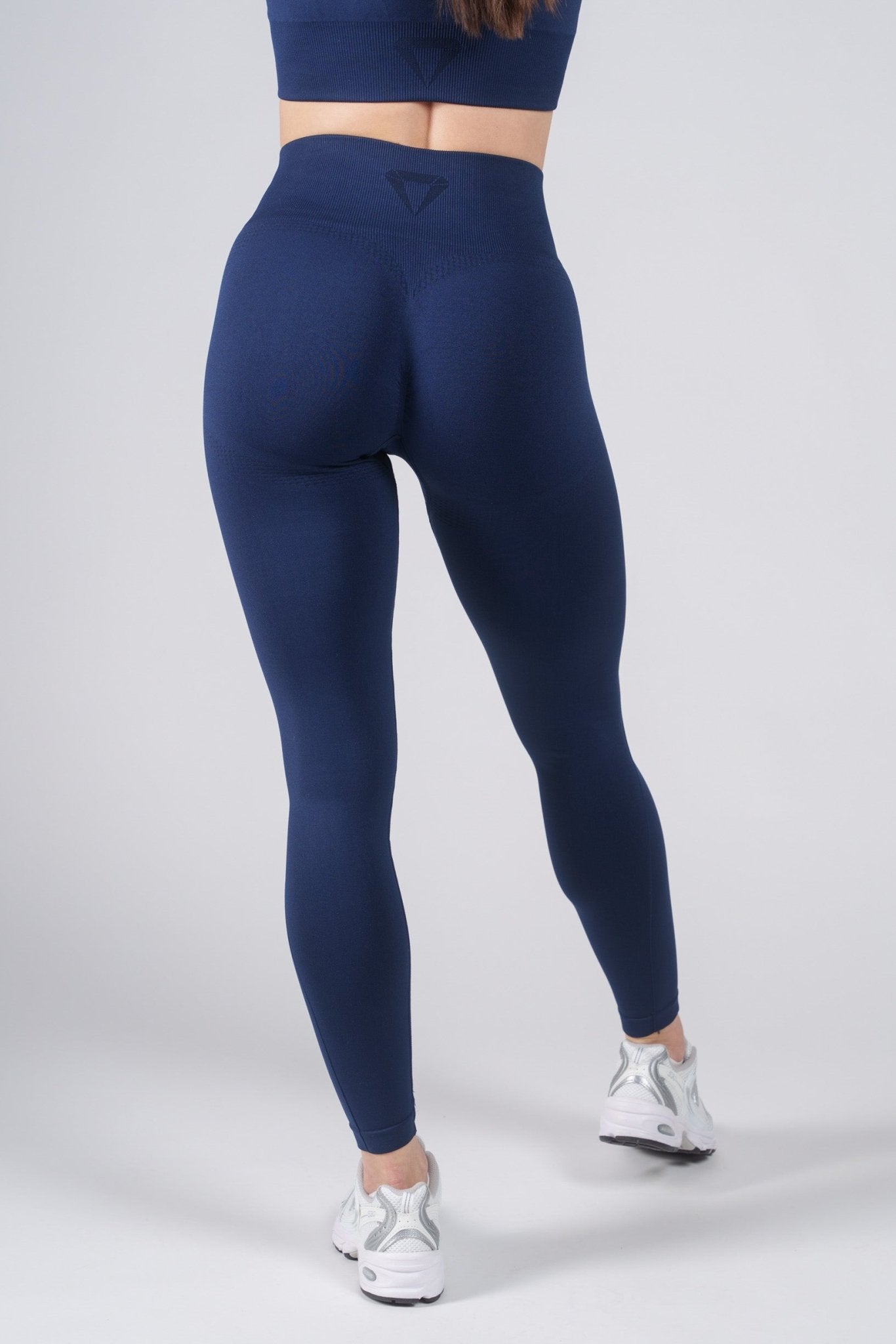 ELEVATE SEAMLESS LEGGINGS - Aeon Athletics