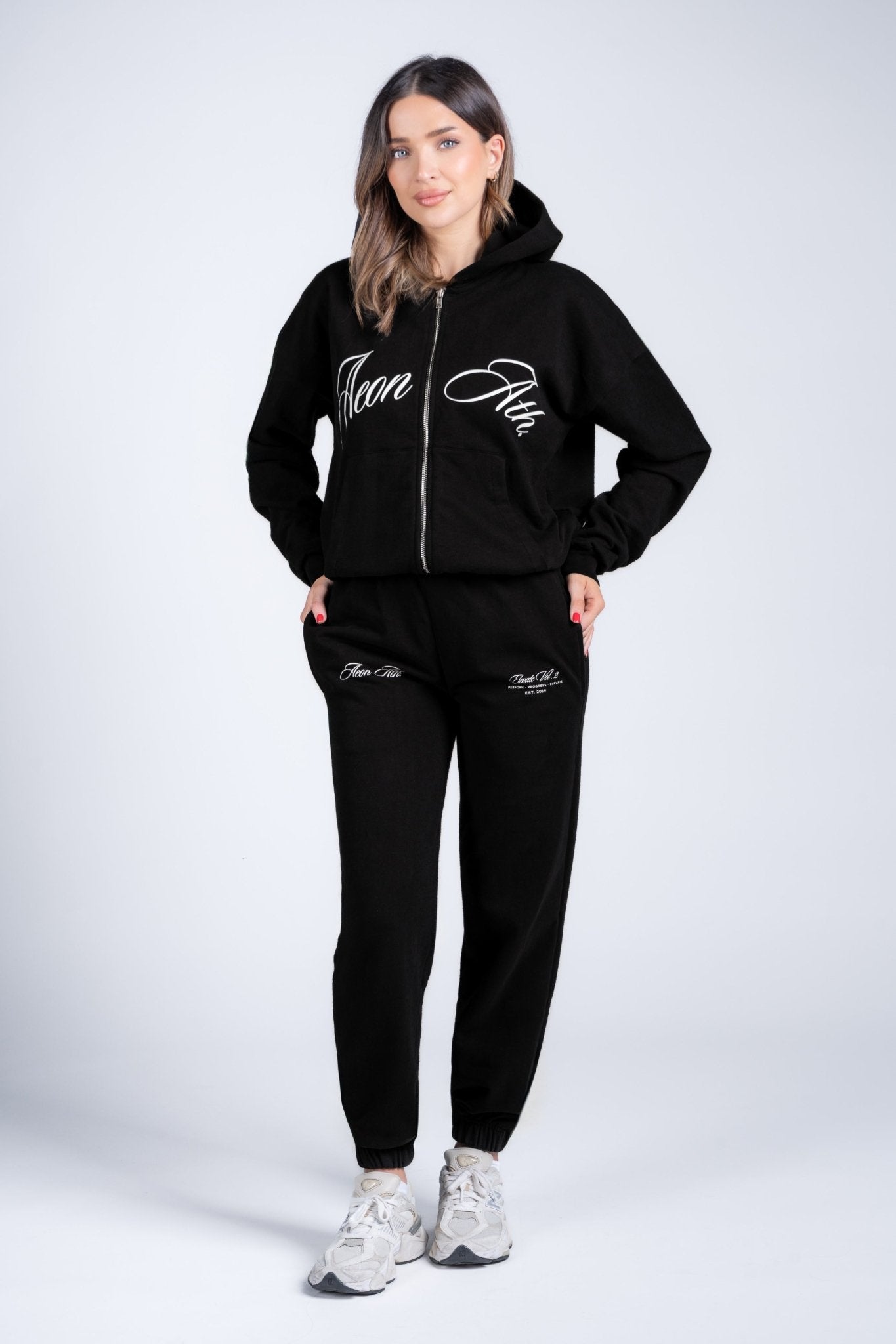 ELEVATE TRACKSUIT BUNDLE - BLACK (3 - PIECE) - Aeon Athletics