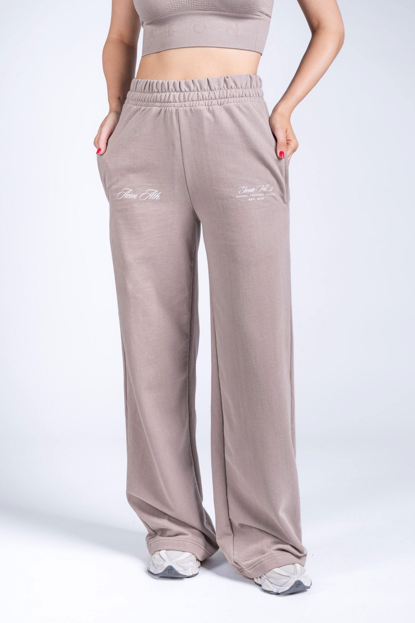ELEVATE WIDE LEG JOGGERS - Aeon Athletics