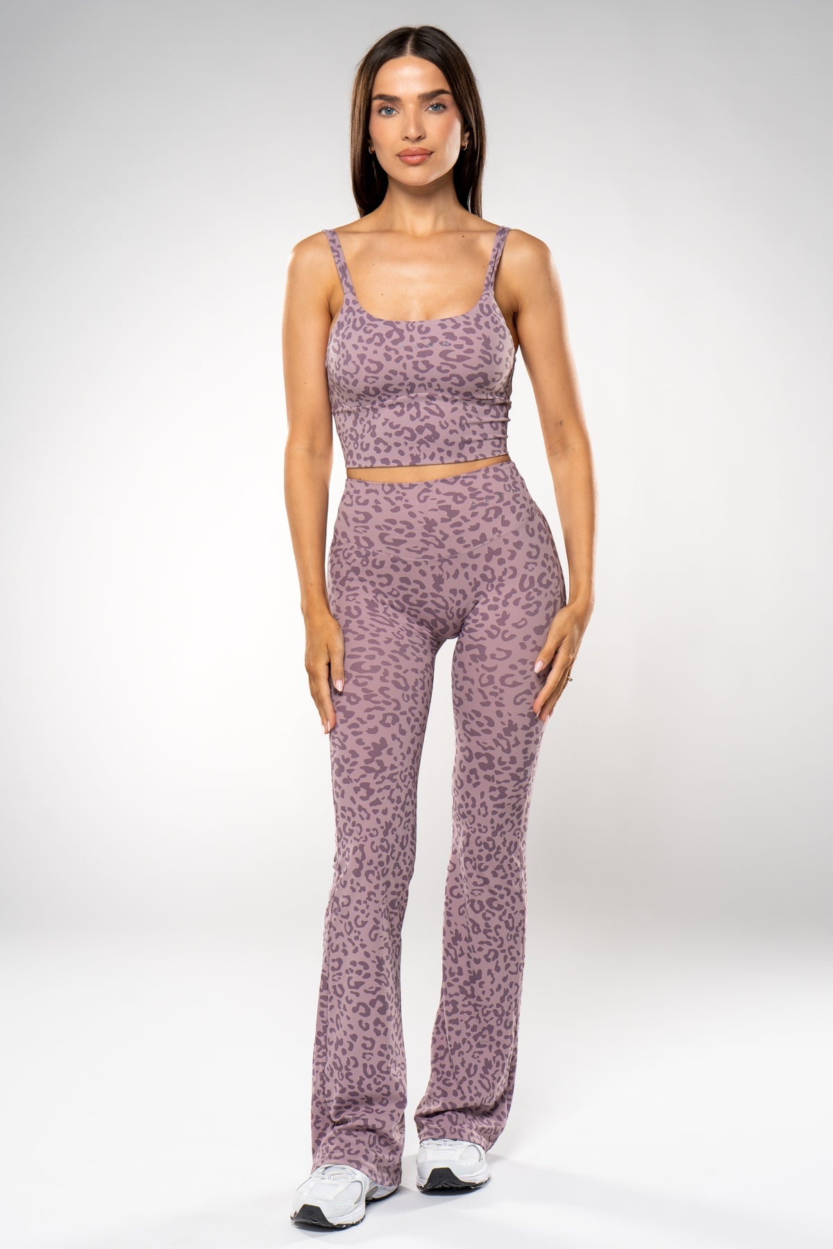 SECOND SKIN SCULPT FLARED LEO LEGGINGS - Aeon Athletics