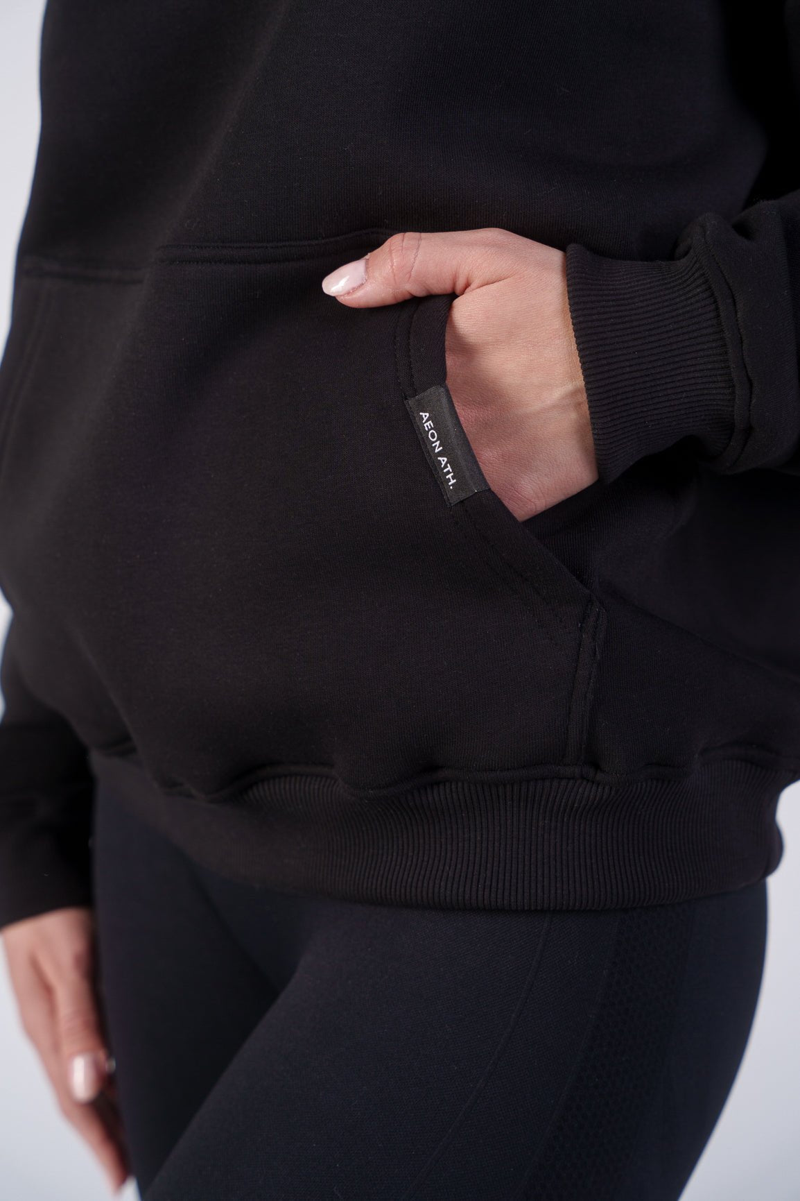 SIGNATURE WOMENS HOODIE - Aeon Athletics